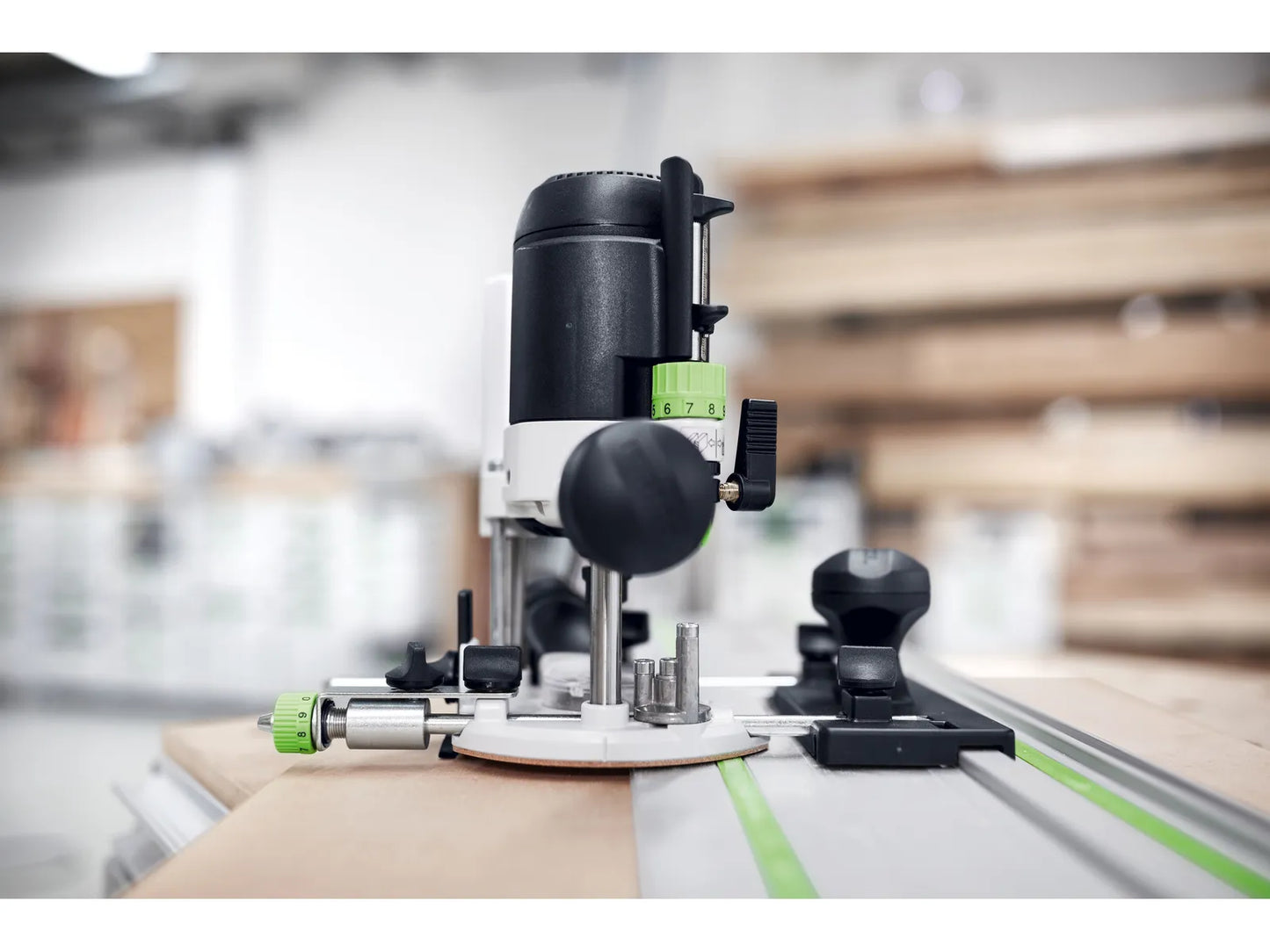 Precyzyjna regulacja ogranicznika prowadnicy Festool FE-FS/OF/KF